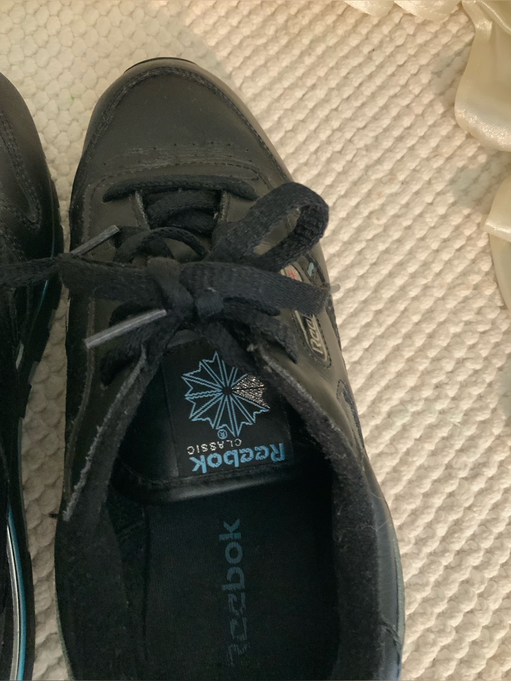 REEBOK - Picture 9 of 11